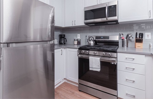 McLean Apartment | Luxe | Haven | Free-Parking