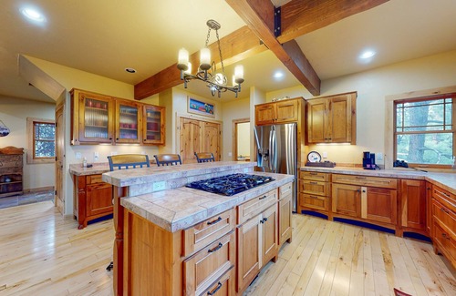 Loma Linda House | Luxe home with fireplace, private hot tub & National Forest views - dog-friendly