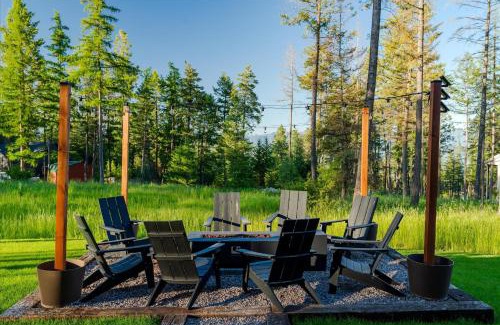 Lakeside House | Luxe Lakeside New Build by Flathead Lake Speakeasy