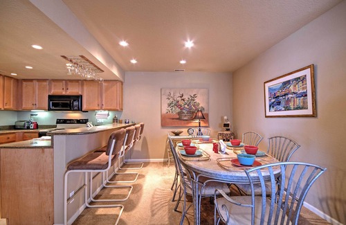 Village of Four Seasons Condo | Luxe Lakeside Regatta Bay Getaway w/Pool Access!