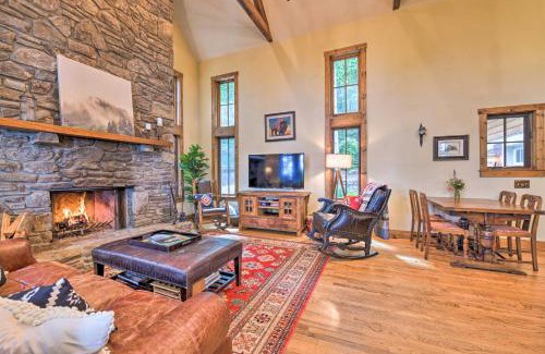 Waynesville House | Luxe Lodge Near Smoky Mountains Views and Hot Tub!