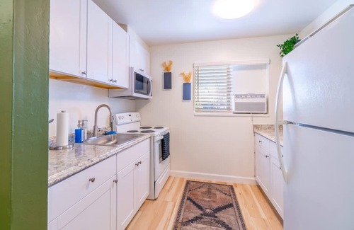 West University House | Luxe Loft - UNR Pet Friendly