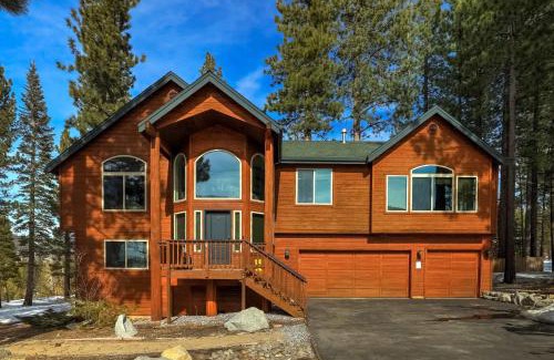Mountain View Estates House | Luxe Mountain Chalet - Hot tub Man Cave Foosball Peloton