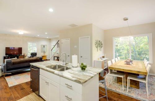 Ridgecrest House | Luxe Mountain Home Near Ridgecrest and Asheville!