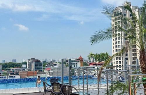Truc Bach Hotel | Luxe Paradise Premium Hotel and Spa
