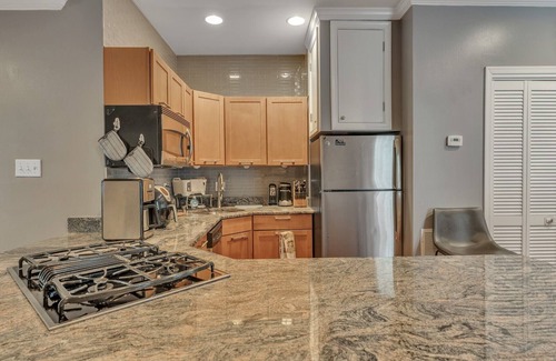 Southeast House | Luxe Private Getaway in the Heart of Capitol Hill!