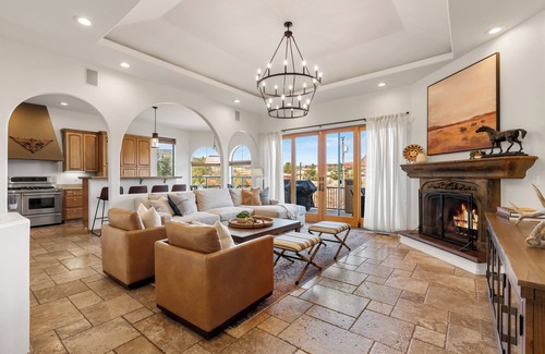 Oak Creek House | Luxe Sedona Retreat, Grand Views, Expansive Property on 1+ Acre Lot