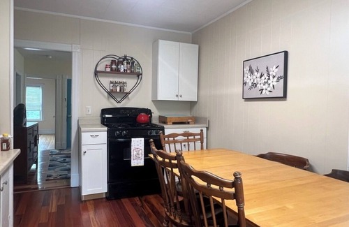 Winooski Apartment | Luxe Ski/Golf Sanctuary wYard&BBQ WalkShopDine Downtown Burlington UVMC Beaches