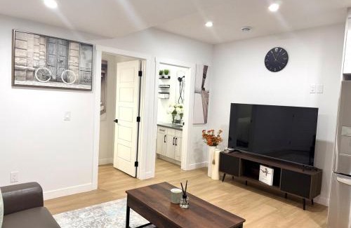 Calgary Apartment | Luxe Stay with a Designer Touch