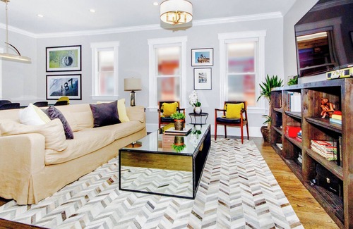 Dorchester House | Luxe Sunlit Getaway | Private Deck, Near T