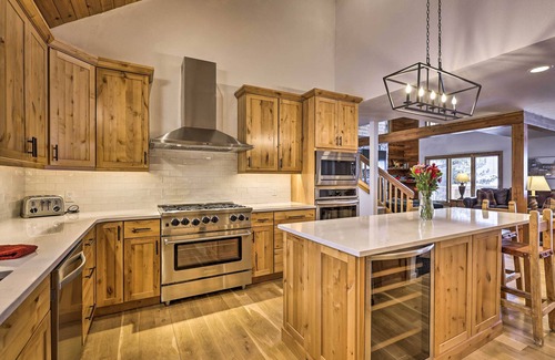Eagle-Vail House | Luxe Vail Valley Retreat w/Hot Tub!