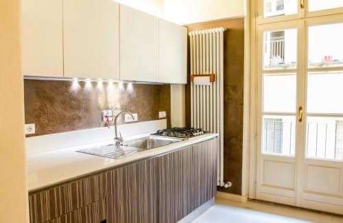 Roman Quarter Apartment | LuxRent Apartment Castello