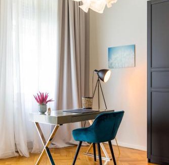 Bad Nauheim Hotel | Luxstay Bad Nauheim - Self-Check-In