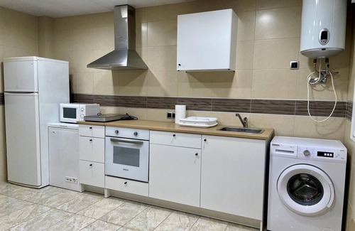 Distrito Sur Apartment | Luxueuse Maison à Deux Étages, Près de Sites Touristiques et Restaurants à Córdoba