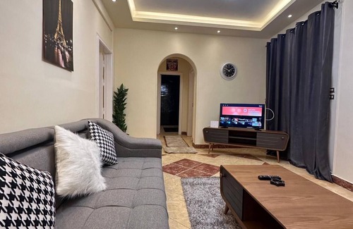 Downtown Cairo Apartment | Luxurious 2-Bedroom Oasis in Cairo's Vibrant Heartnn