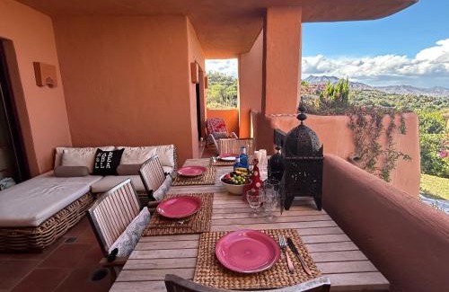 Ojen Apartment | Luxurious 2 Bedroom garden apartment at El Soto Free Golf - Gym- Tennis - Paddle