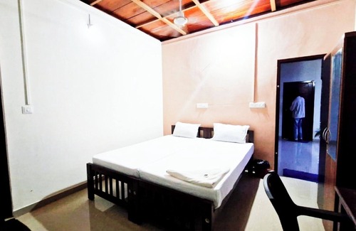 Varkala Bed & Breakfast | Luxurious 2 king bed BnB 1