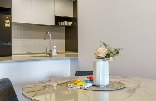 Phillip Apartment | Luxurious 2BR Escape with Exceptional Amenities
