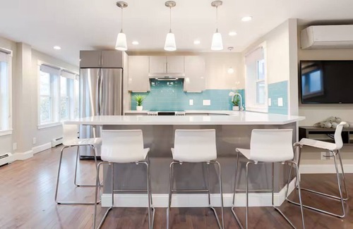 Munjoy Hill Apartment | Luxurious 2BR Penthouse/Ocean Views/East End