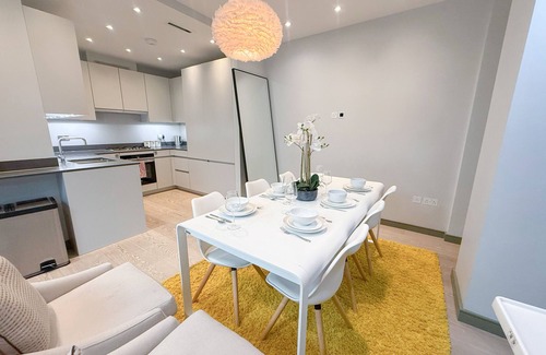 City of Westminster Apartment | Luxurious 3-bed Flat in Mayfair & Marylebone area
