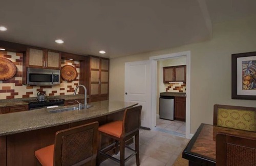 Florida Central Atlantic Coast Condo | Luxurious 3 bedroom/3 bath at Marriott's Lakeshore Reserve. Book Now!