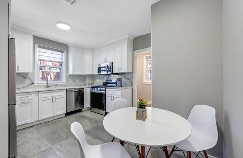 Weequahic House | Luxurious 3Bd 2BA, 8 mins to EWR, 20 mins to NYC
