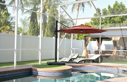 Margate House | Luxurious 3bedroom/2BA Home w/Heated Pool, A/C, Washer/Dryer, Wi-Fi, Hair Dryer