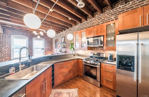 Lynchburg Condo | Luxurious 3BR Downtown Penthouse - Perfect Location
