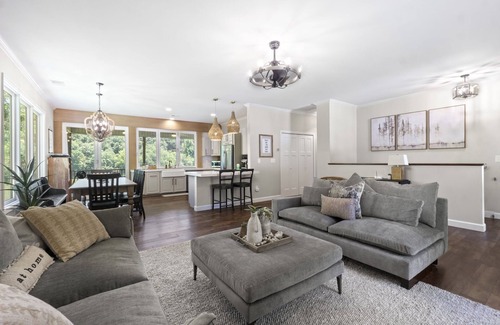 Greenville - Spartanburg House | Luxurious 3BR on Lake Saluda w/Kayaks, Fire Pit