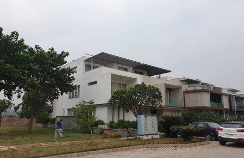 Ludhiana Villa | Luxurious 4 Bhk Villa near Lake shore