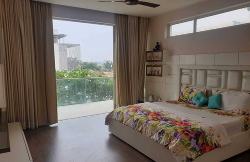 Ludhiana Villa | Luxurious 4 Bhk Villa near Lake shore