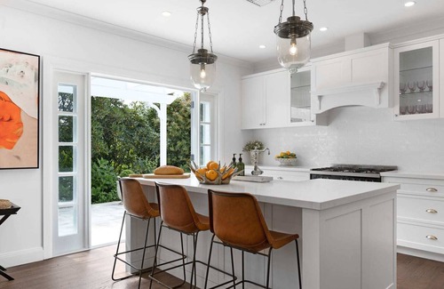 Wentworth Falls House | Luxurious 4BR Villa/Bush/Fireplace/Pet Friendly