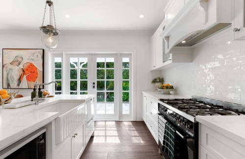 Wentworth Falls House | Luxurious 4BR Villa/Bush/Fireplace/Pet Friendly