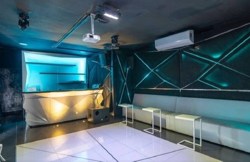 Envigado House | Luxurious 5 bedroom house with beautiful views