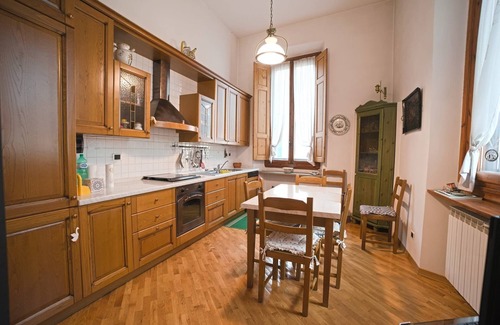 Sant' Ambrogio Apartment | Luxurious and comfortable apartment a few steps from the Duono
