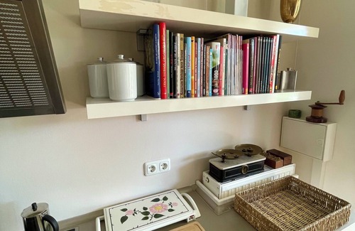Dresdner Heide Apartment | Luxurious and light-flooded balcony apartment near forest. Central and relaxing