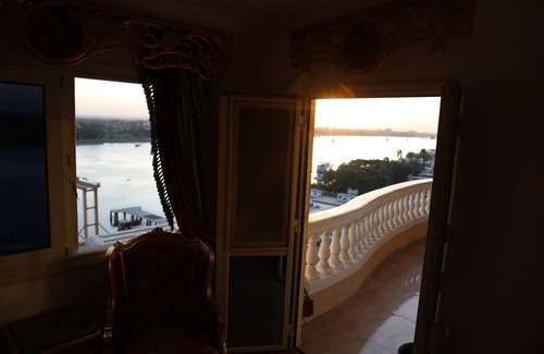 Maadi Apartment | Luxurious and Panoramic Nile view.