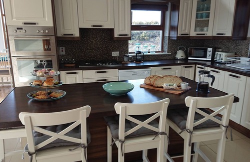 Lisdoonvarna House | Luxurious and Spacious 5 Bedroom Self-Catering House in Doolin. 3250 Square ftt.