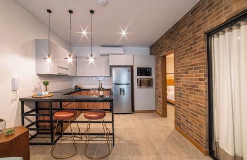 Cali Apartment | Luxurious Apartment | 6 People | King Size Beds | A/C | A+ Location | Centenario
