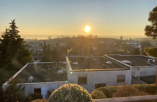 Daisendorf Apartment | Luxurious apartment with views of the lake and Alps