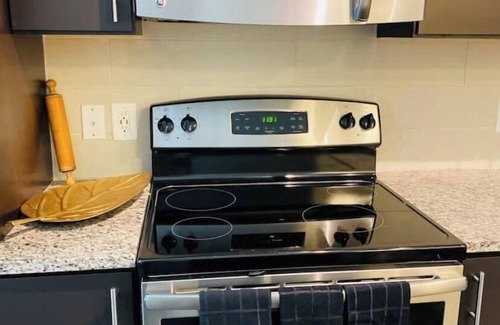 Buckhead Condo | Luxurious Apartment in the Heart of Buckhead