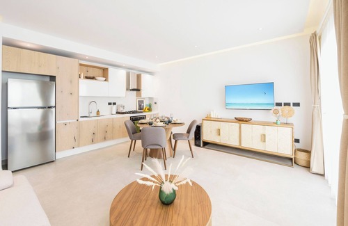 Dominicus Apartment | Luxurious Aqua Esmeralda Apartment directly on the beach. Your perfect holiday.