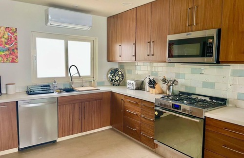 Emiliano Zapata Condo | Luxurious Beachfront Condo with Spectacular Ocean Views– Sleeps 6 -Punta Vista 1