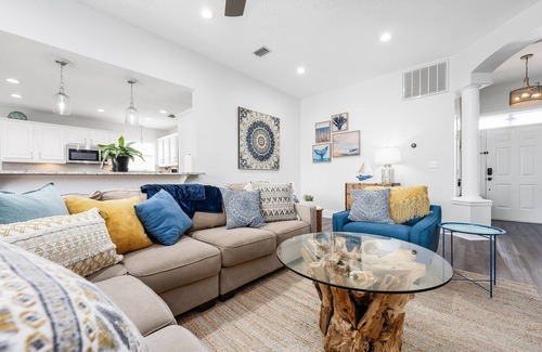 Avalon Beach Estates House | Luxurious Beach House with Community Heated Pool & Pickleball+Optional Golf Cart