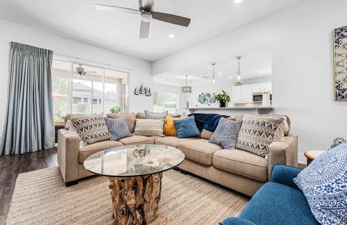 Avalon Beach Estates House | Luxurious Beach House with Community Heated Pool & Pickleball+Optional Golf Cart