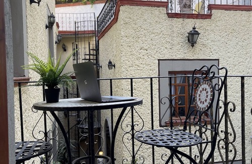 Roma Norte House | Luxurious Boutique Palace in the heart of Condesa