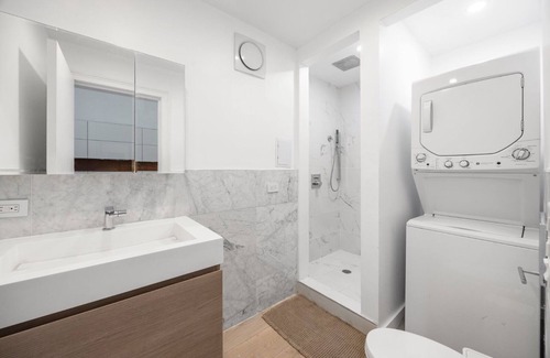 East Village Apartment | Luxurious Brand New 2 Bedroom, 1 Bath Apt in the Heart of East Village!