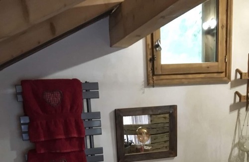 Les Bossons Ski Chalet | Luxurious cottage with Jacuzzi