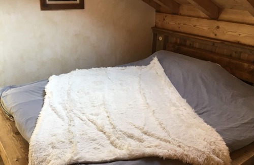 Les Bossons Ski Chalet | Luxurious cottage with Jacuzzi