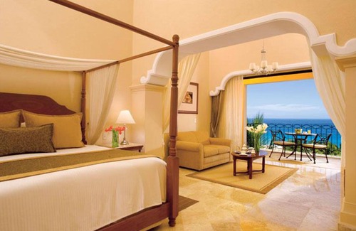 San Jose del Cabo Hotel | Luxurious Casa Dorada Cabo Real DREAMS Beach Front Resort